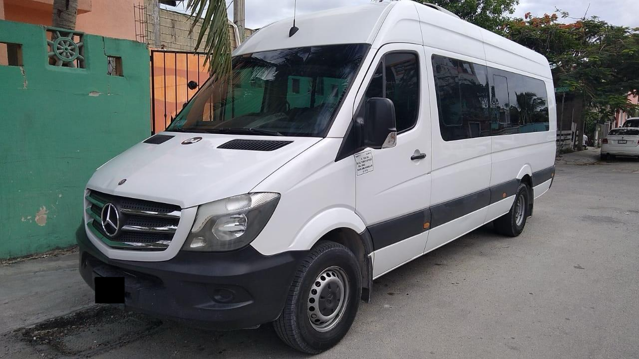Mercedes-Benz Sprinter - Cancun Experiences